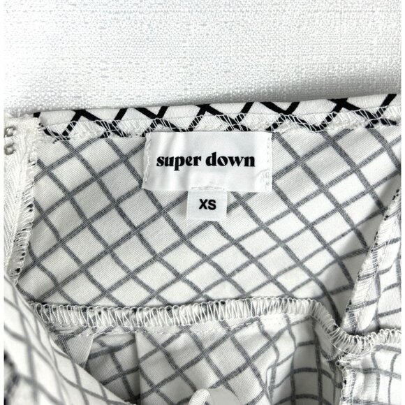 Superdown Peplum Bustier Crop Top Size X-Small - Picture 7 of 9